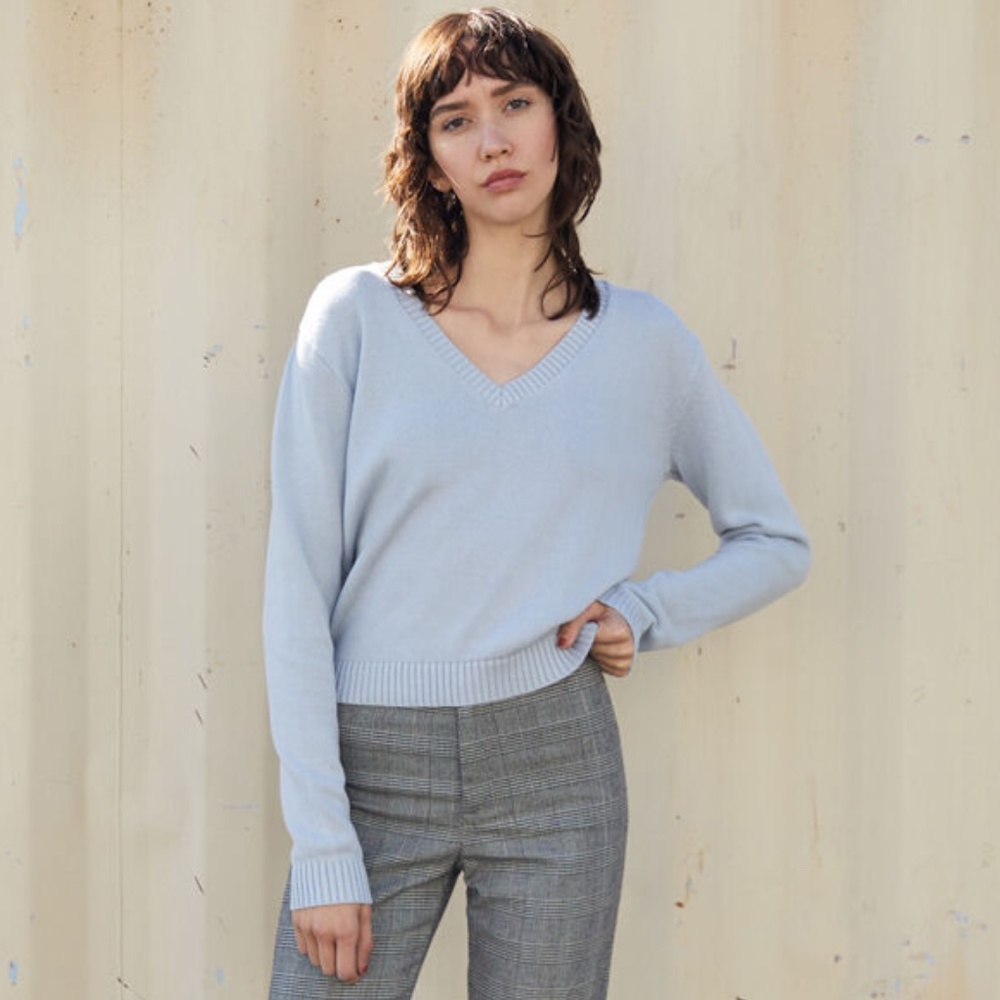 brandy melville leigh sweater